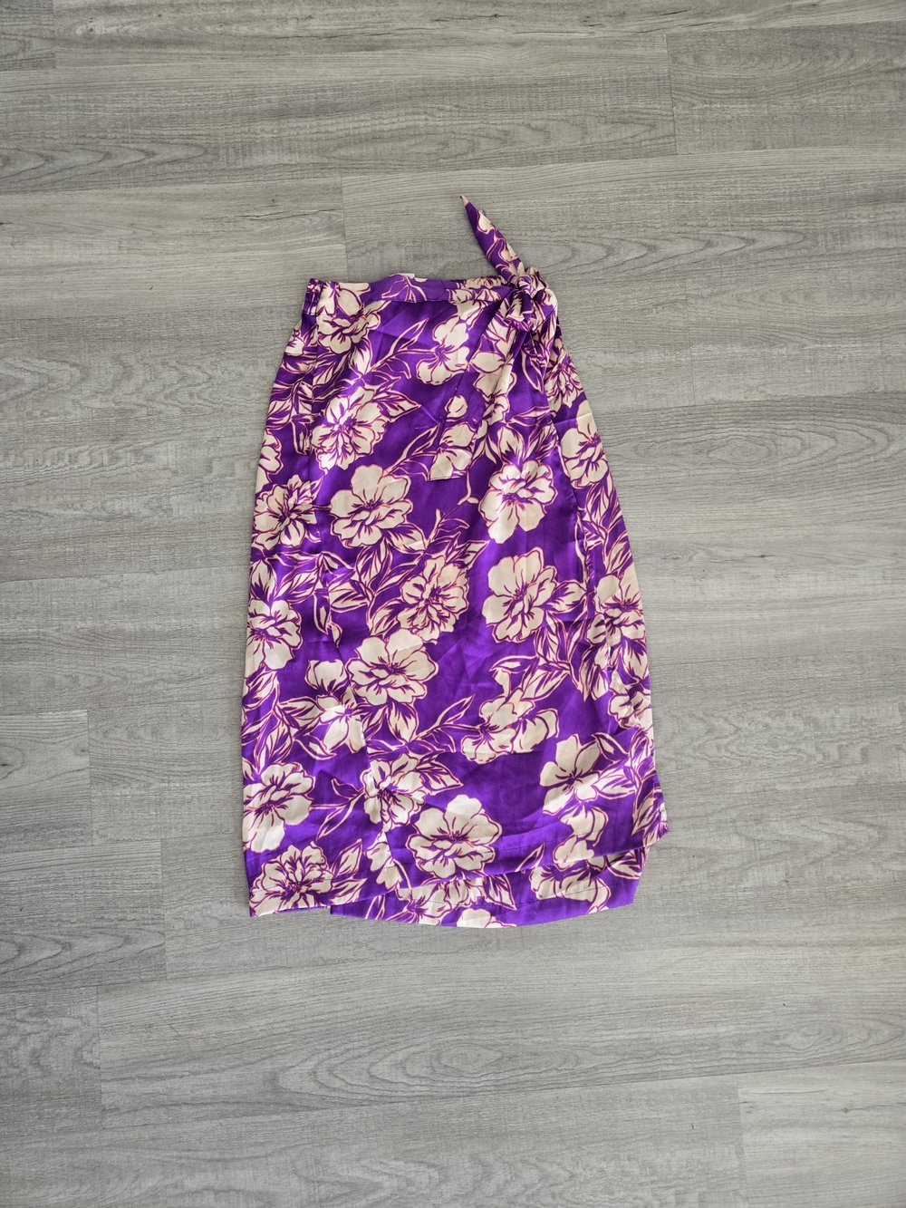 Women's Purple Floral With Tie Waist, Size Medium